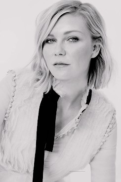 Kirsten Dunst For Instyle Uk (2 photos)