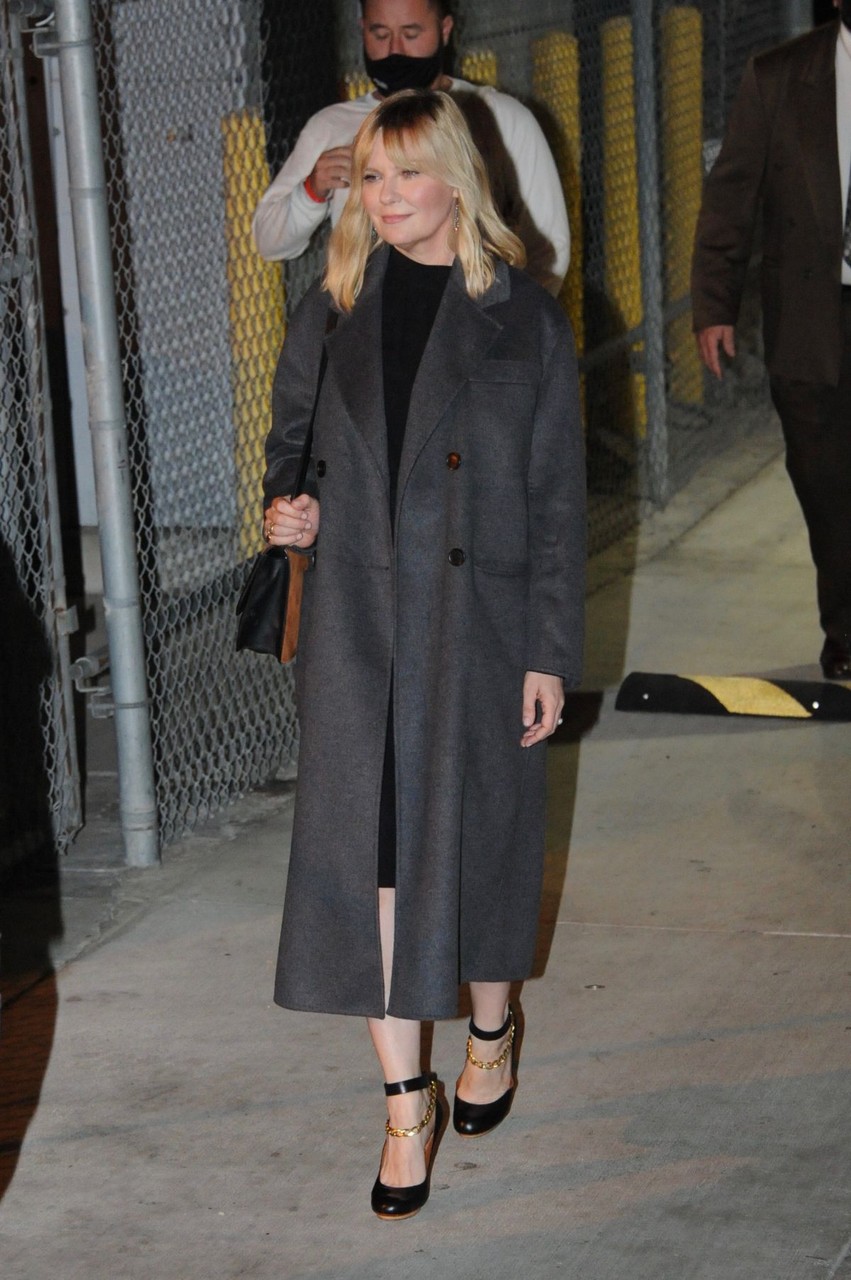 Kirsten Dunst Leaves Jimmy Kimmel Live Los Angeles