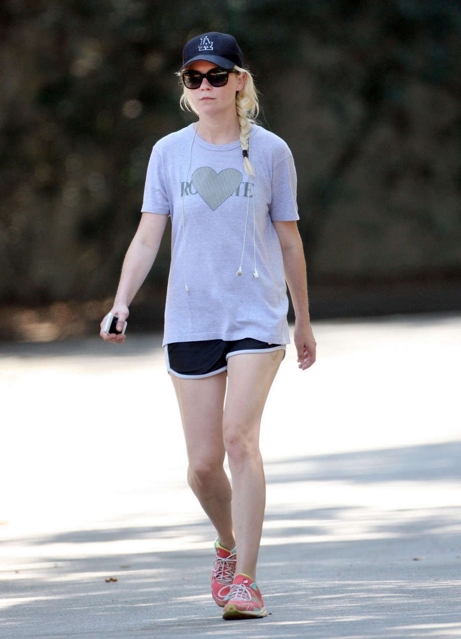 Kirsten Dunst Out Walking Los Angeles
