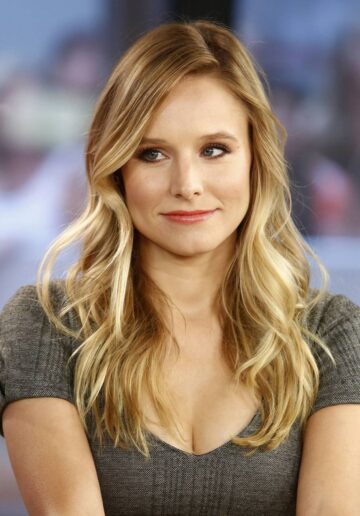 Kristen Bell Is Extremely Pretty Hot