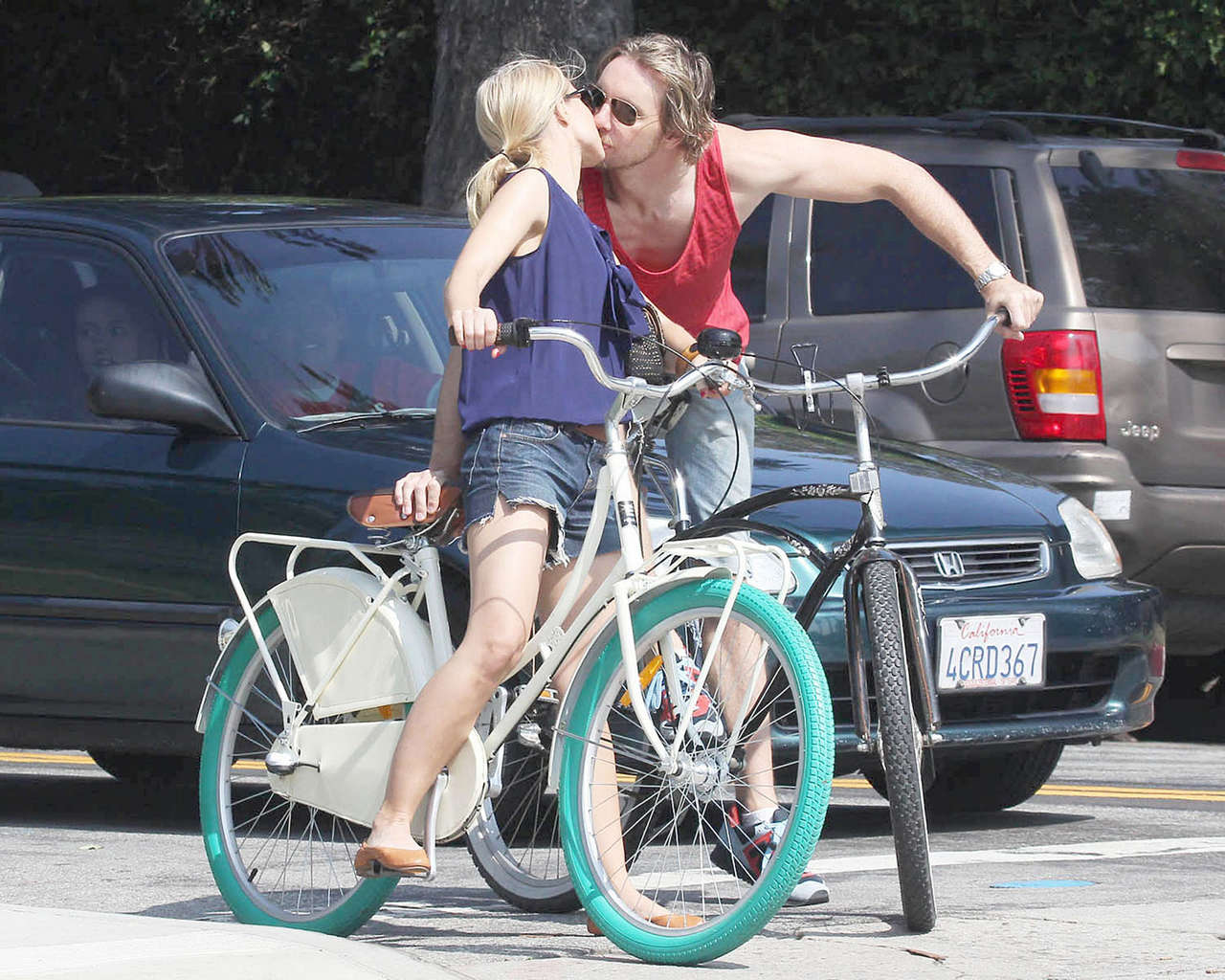 Kristen Bell On Bike Ride