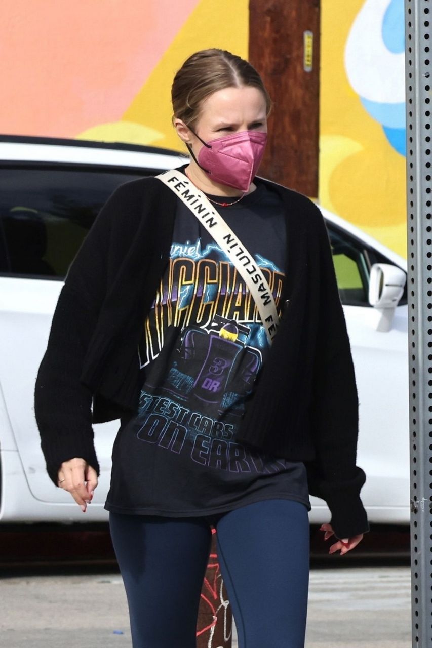 Kristen Bell Out And About Los Feliz