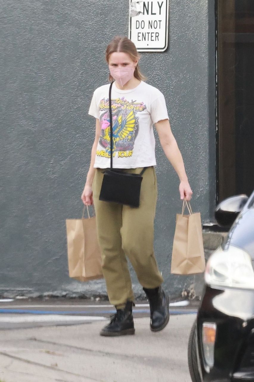 Kristen Bell Out Shopping Los Feliz