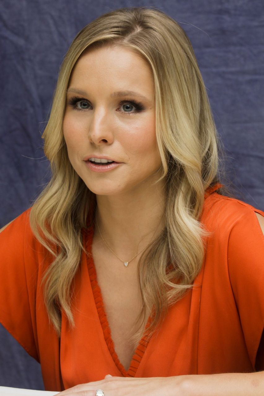 Kristen Bell You Again Press Conference