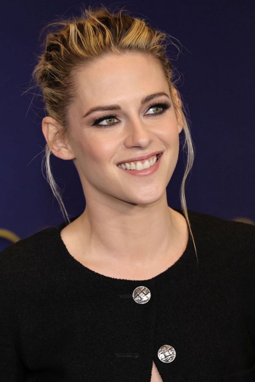 Kristen Stewart 2022 Oscars Nominees Luncheon Los Angeles