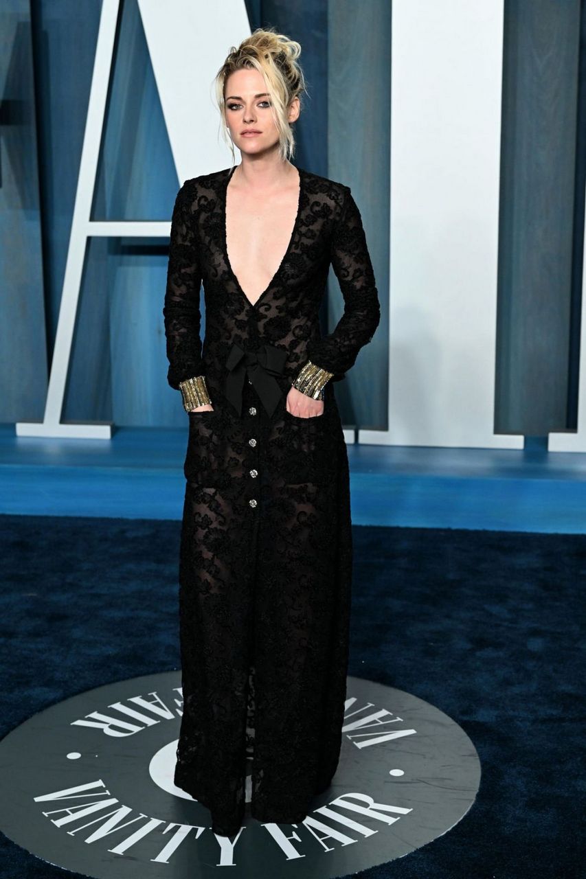 Kristen Stewart 2022 Vanity Fair Oscar Party Beverly Hills