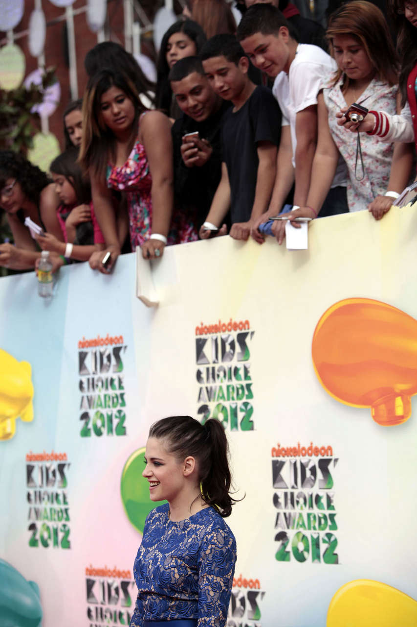 Kristen Stewart 25th Annual Nickelodeon Kids Choice Awards Los Angeles