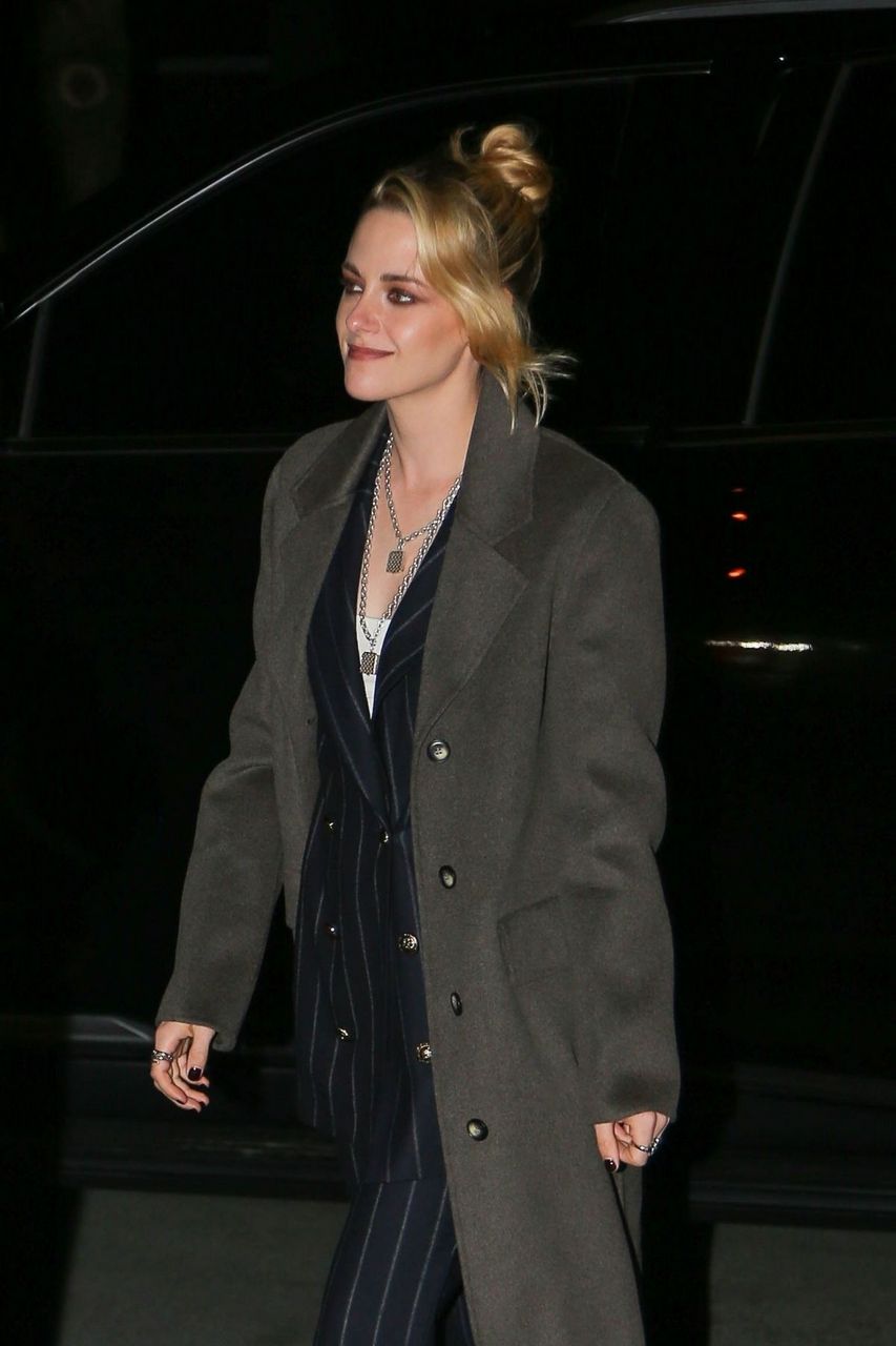 Kristen Stewart Arrives Her Hotel New York
