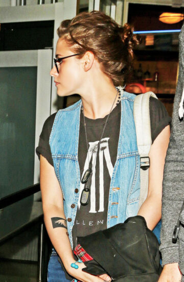 Kristen Stewart At The Airport Heading To The