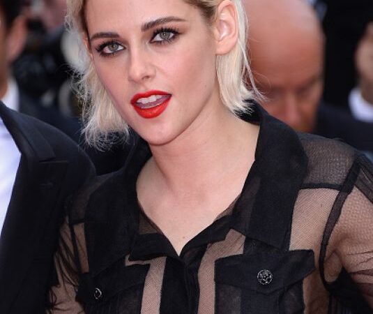 Kristen Stewart Cafe Society Premiere 69th Cannes Film Festival Opening (5 photos)