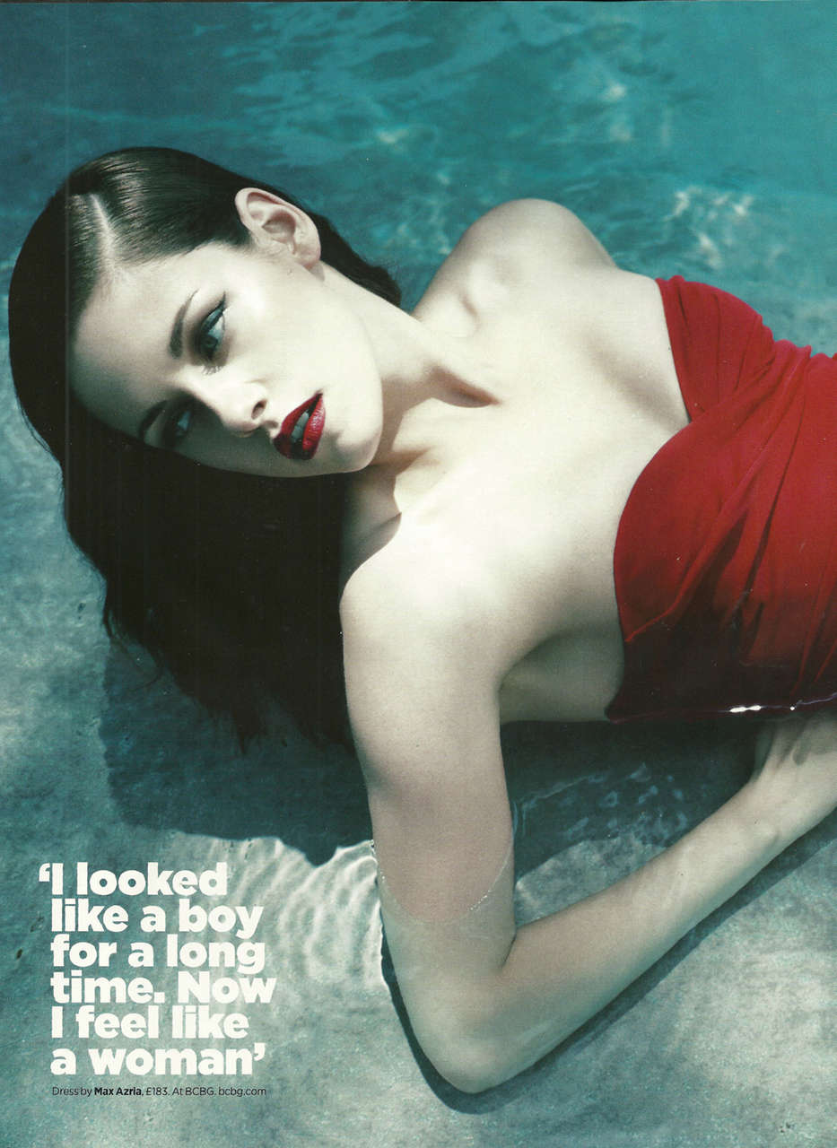 Kristen Stewart Gq Magazine Uk November 2011 Issue