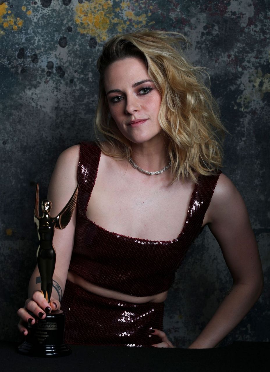 Kristen Stewart Hollywood Critics Association Film Awards Portraits