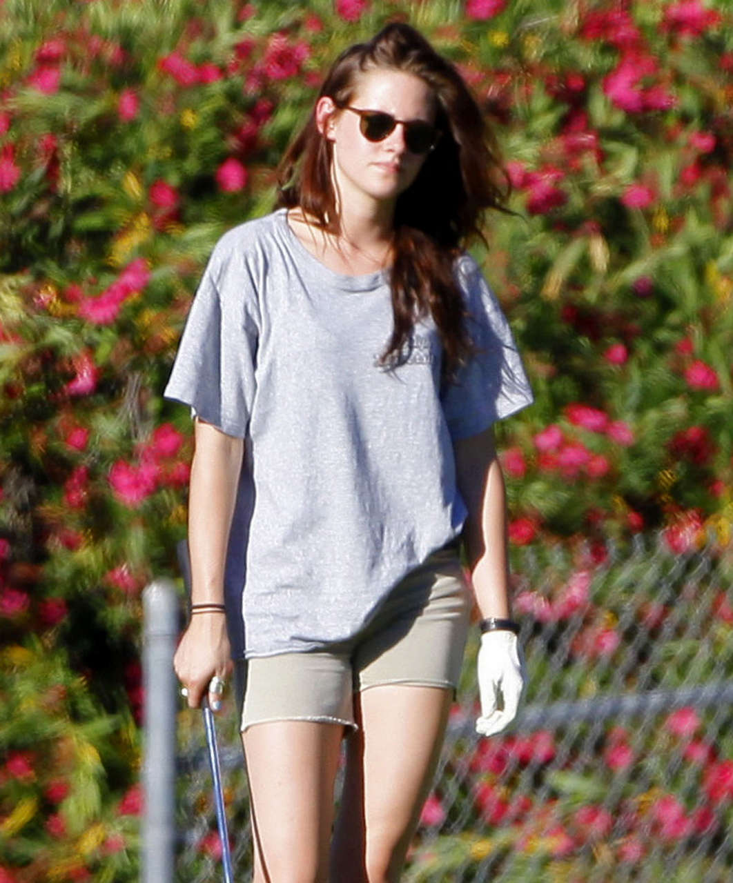 Kristen Stewart Playing Golf Malibu