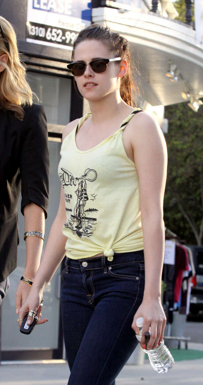 Kristen Stewart Shopping Balenciaga Hollywood