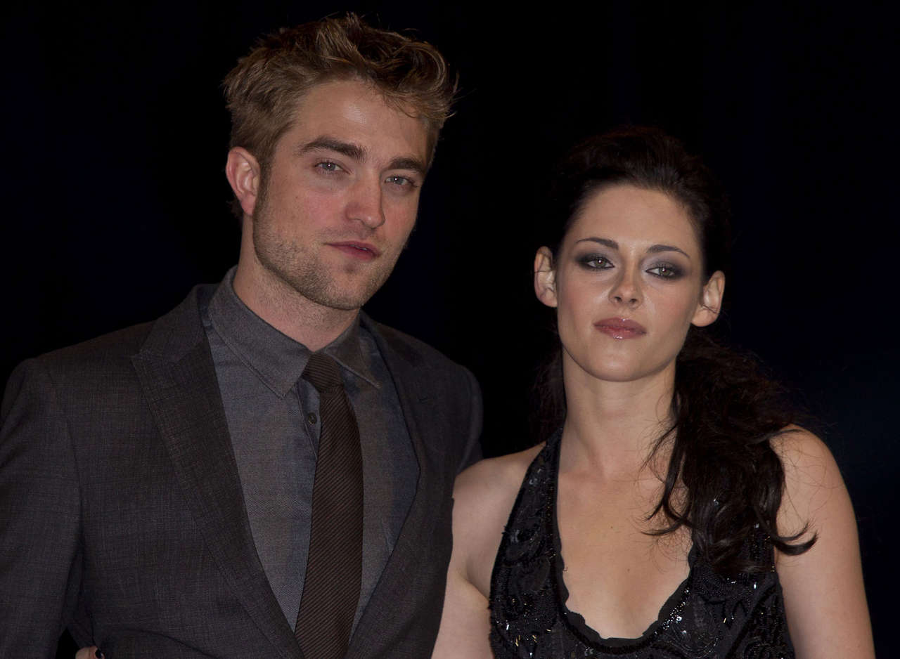 Kristen Stewart Twilight Saga Breaking Dawn Part 1 Uk Premiere London