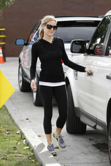 Kristin Cavallari Spandex Out About Hollywood