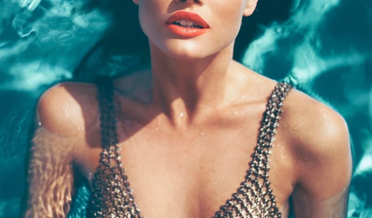 Kristina Peric Topless (9 photos)