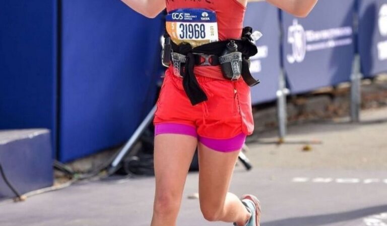 Kristine Froseth Running 2021 Tcs New York City Marathon (7 photos)