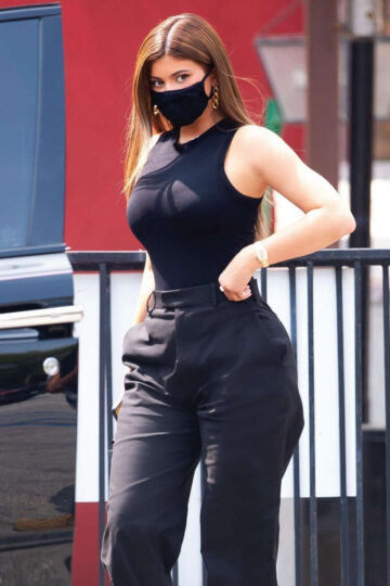 Kylie Jenner Sagebrush Cantina Calabasas