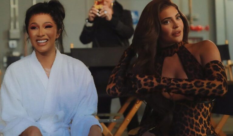 Kylie Jenner Set Cardi B Megan Thee Stallion Wap Music Video (5 photos)