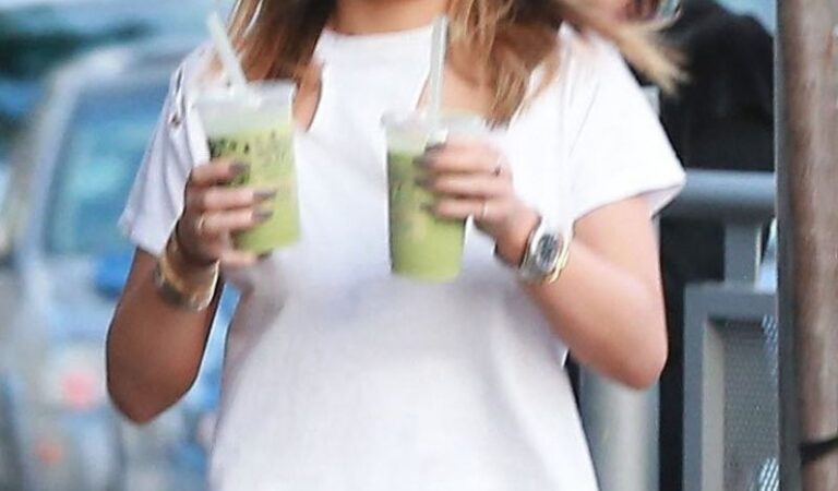 Kylie Jenner Urth Caffe West Hollywood (11 photos)