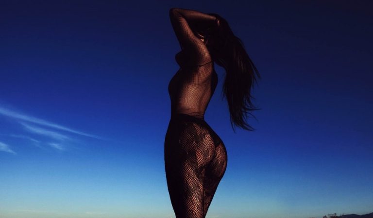 Kylie Jenners Butt (4 photos)