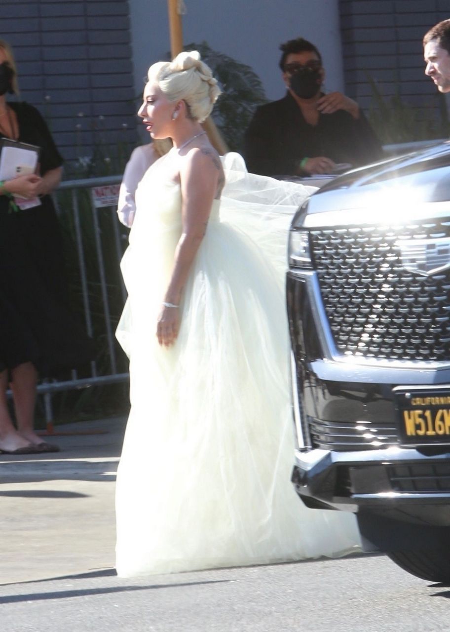 Lady Gaga Arrives Elton John Aids Foundation S 30th Annual Academy Awards Viewing Party West Hollywood