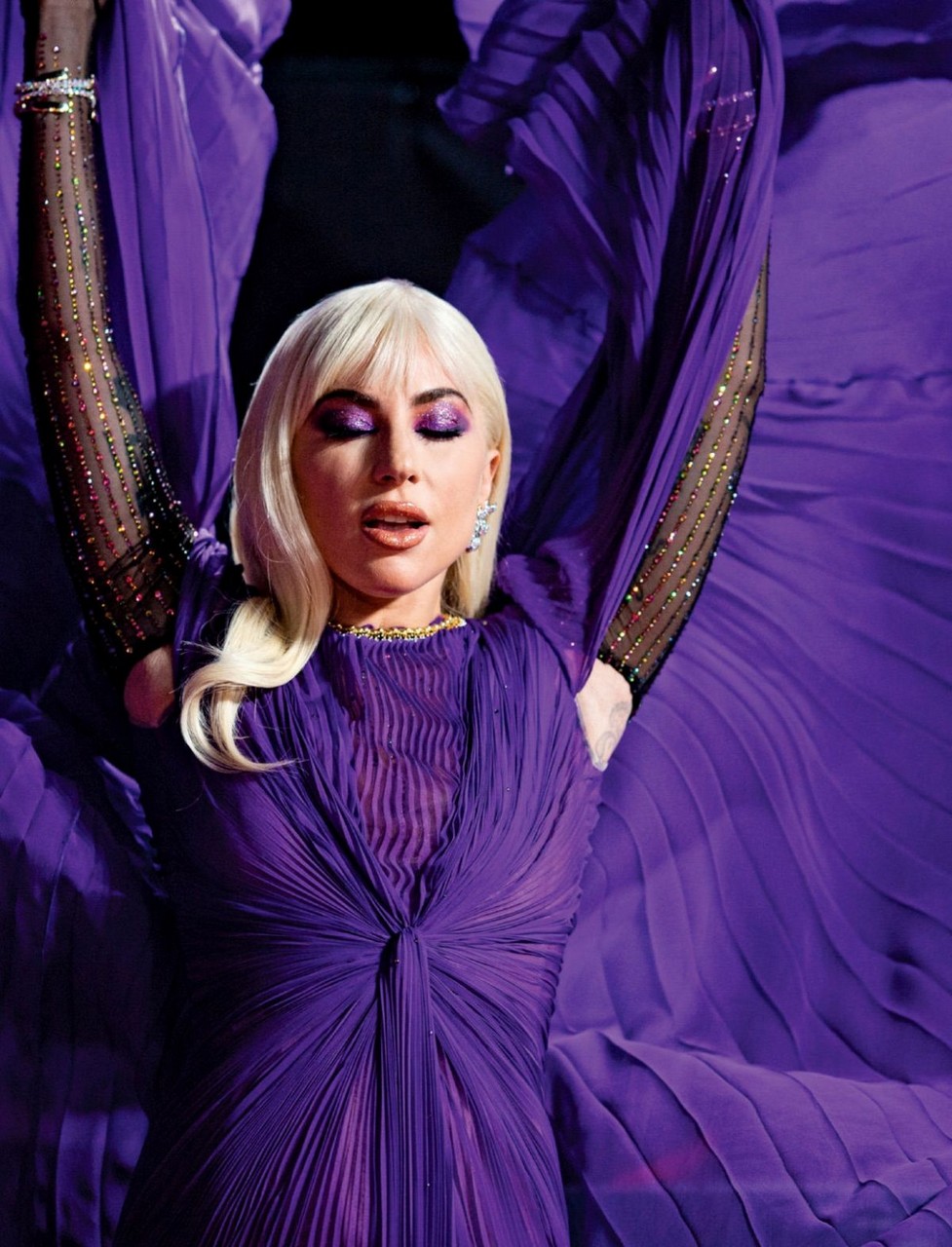 Lady Gaga Vanidades Magazine December
