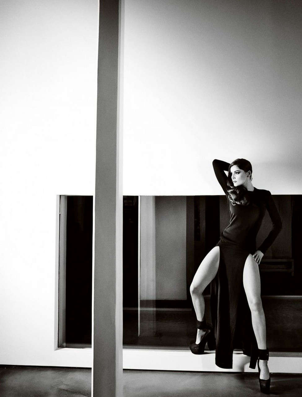 Laetitia Casta Vogue Magazine France May 2012 Isue