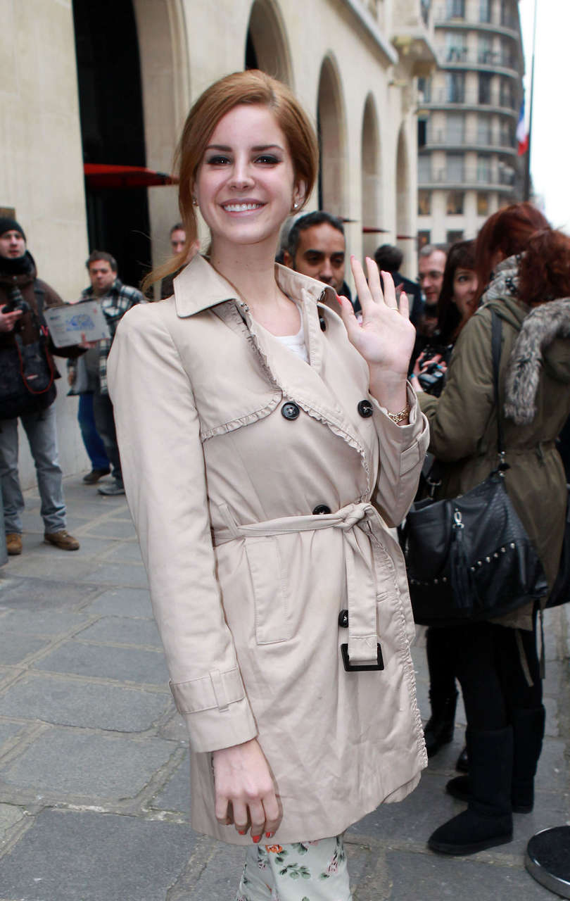 Lana Del Rey Leaves Her Hotel Paris