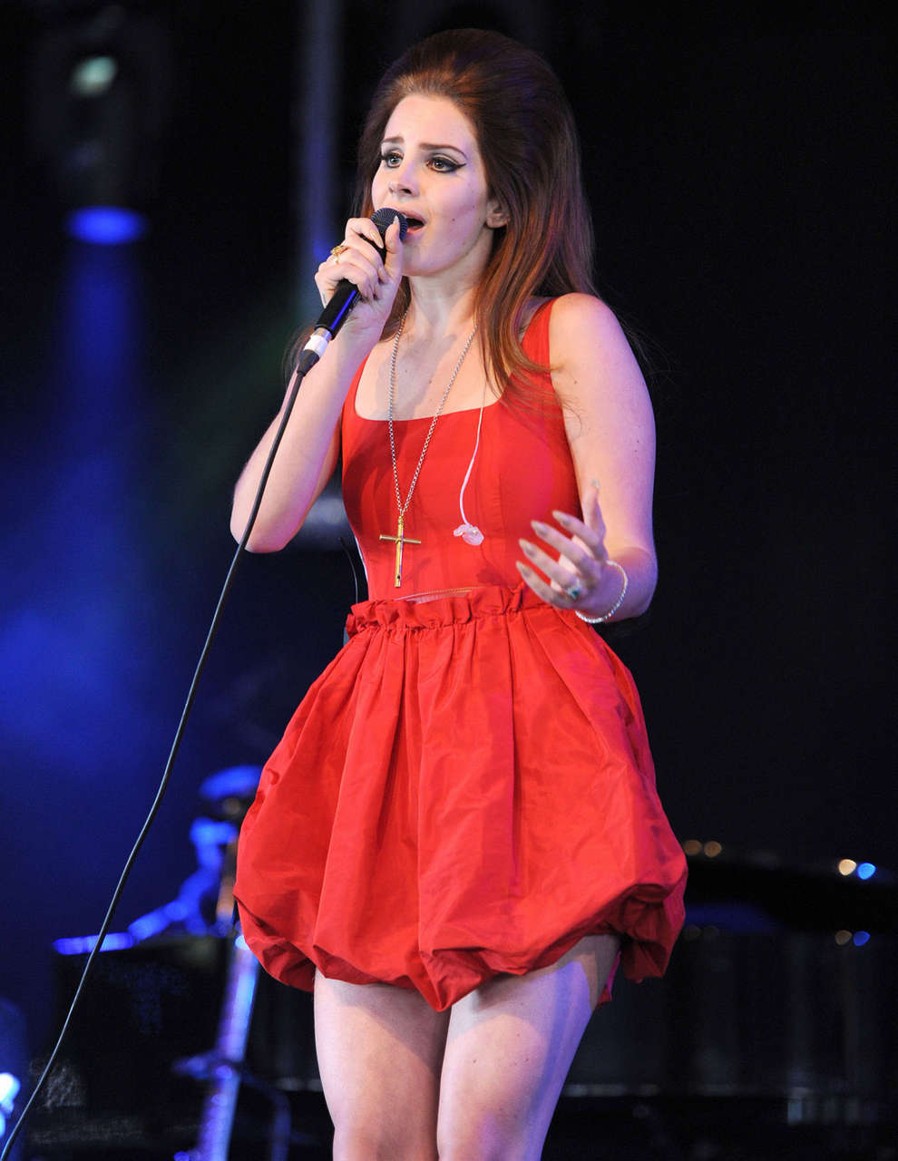 Lana Del Rey Performs Bbc Radio 1 S Hackney Weekend Festival London