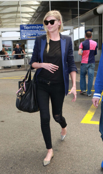 Lara Stone Arrives Nice Airport