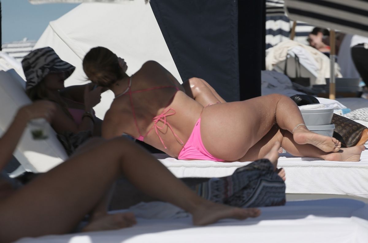 Larsa Pippen Bikini Beach Miami