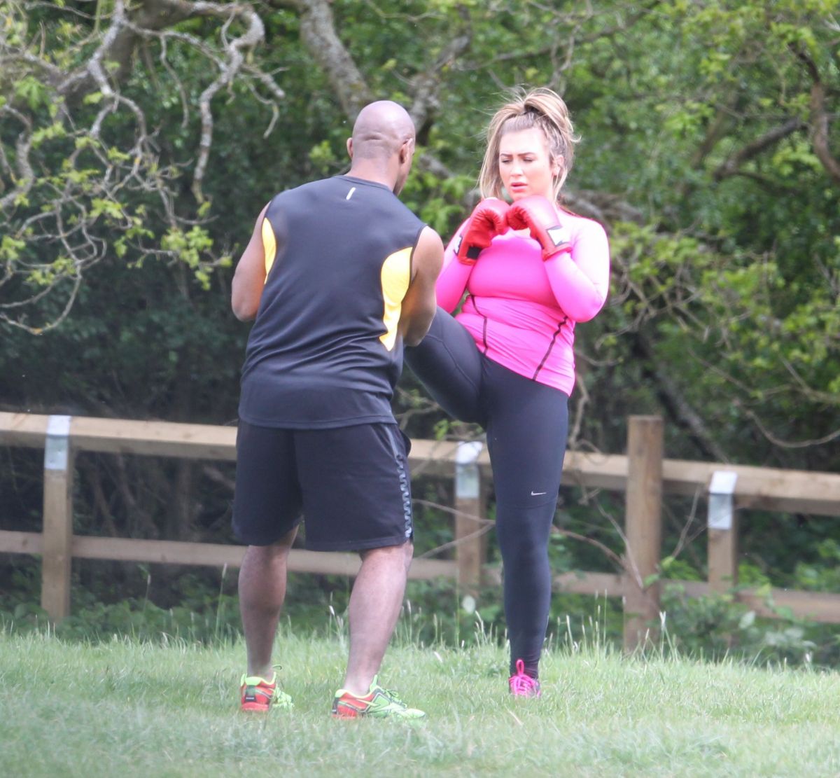 Lauren Goodger Working Out King Georges Playing Field Brentwood