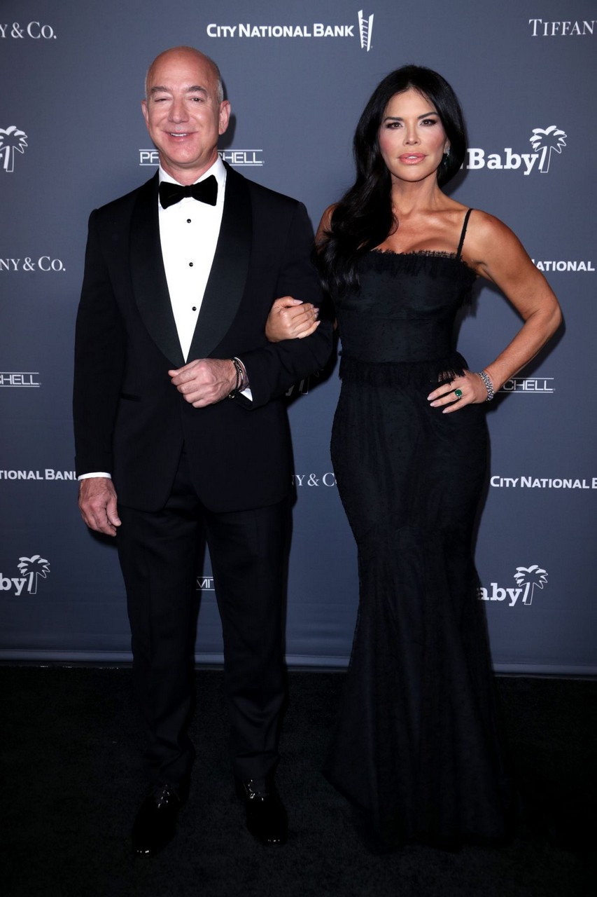 Lauren Sanchez Jeff Bezos Baby2baby 10 Year Gala Los Angeles