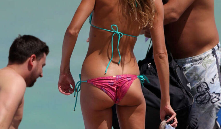 Lauren Stoner Bikini On Beach Miami (13 photos)