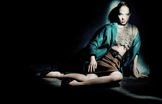 Lea Seydoux By Paolo Roversi For Vogue Japan May (2 photos)