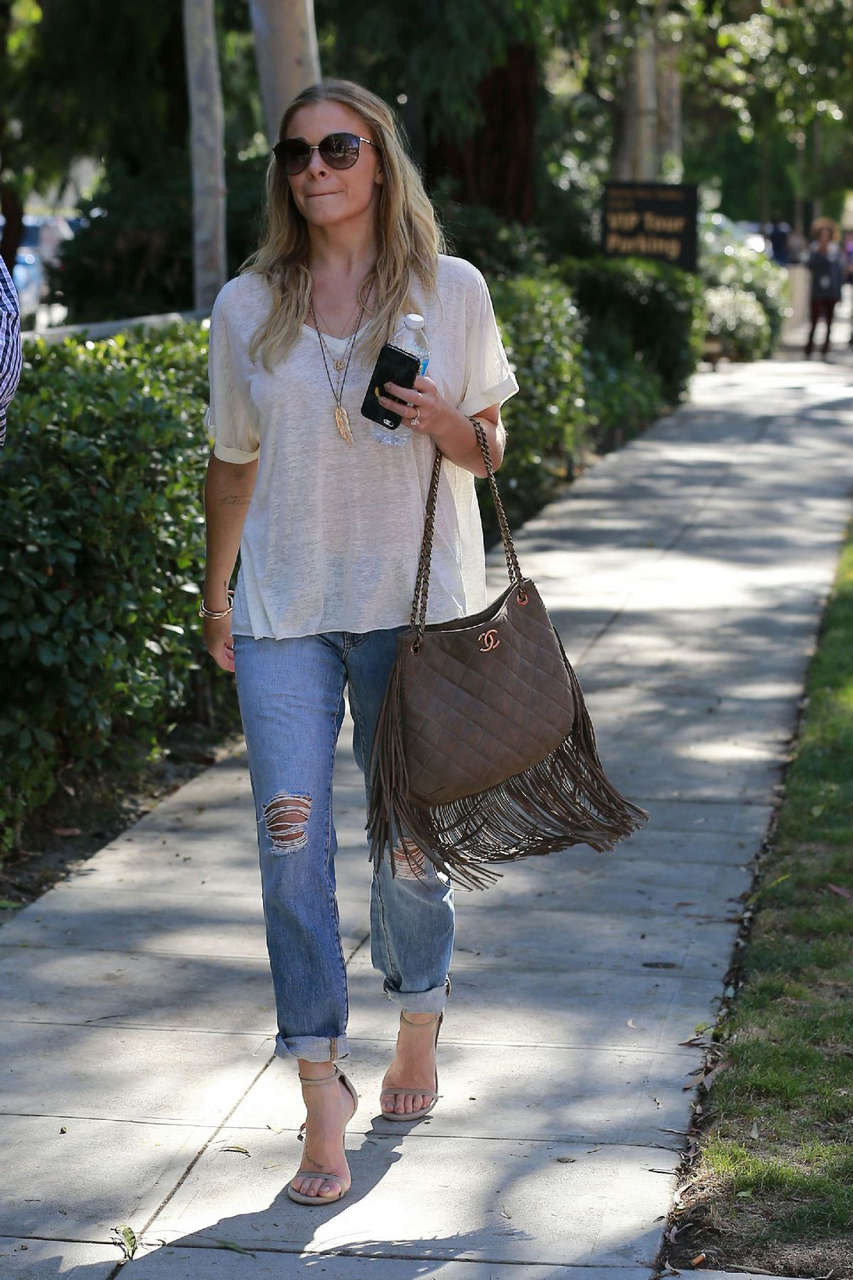 Leann Rimes Jeans Arrives Warner Brothers Studios Los Angeles