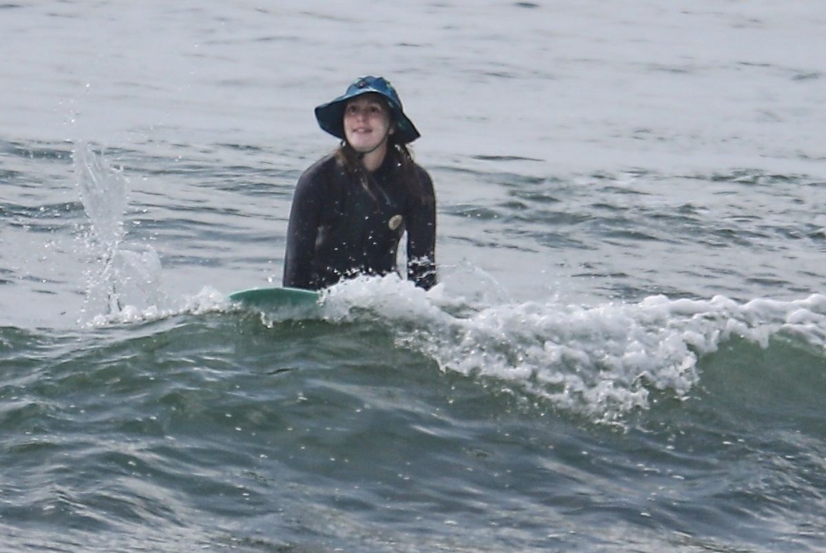 Leighton Meester Surf Session On Manhattan Beach