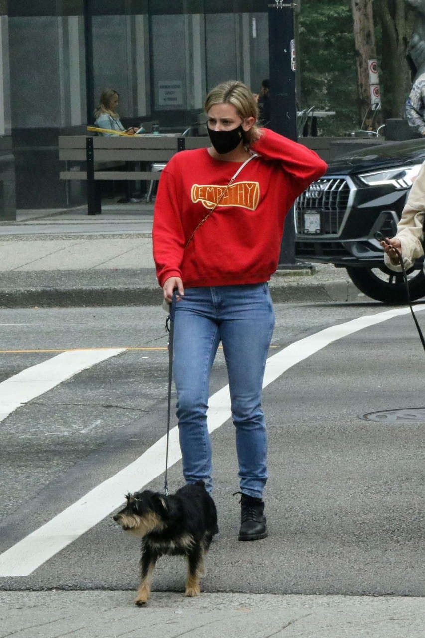 Lili Reinhart Camila Mendes Madelaine Petsch Out With Their Dogs Vancouver