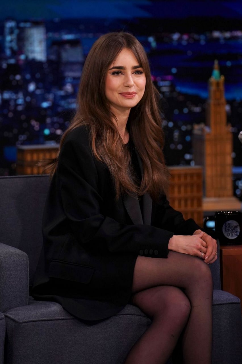 Lily Collins Tonight Show Starring Jimmy Fallon