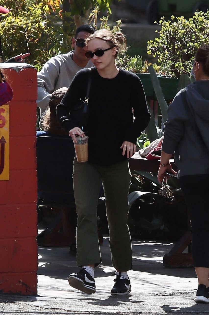 Lily Rose Depp Out For Iced Coffee Hollywood