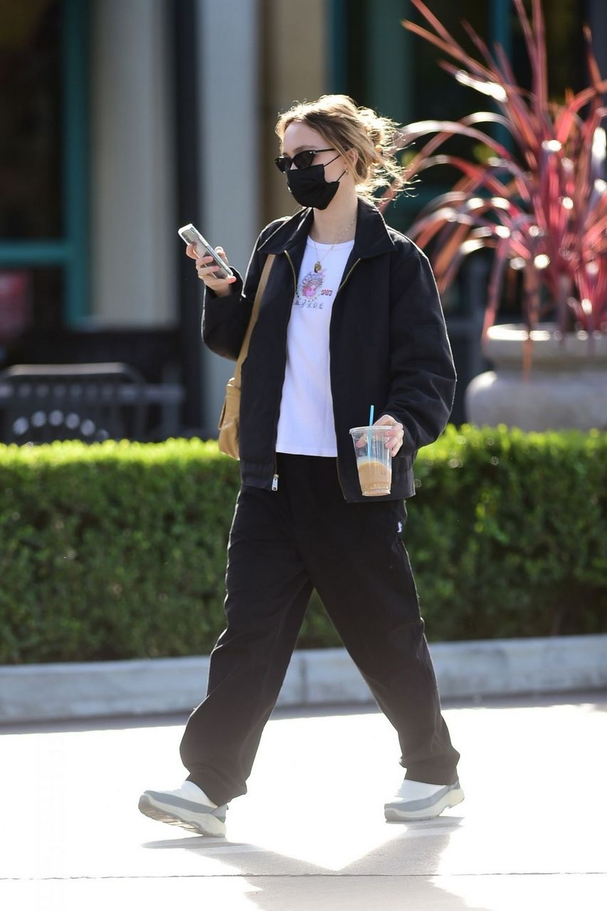 Lily Rose Depp Out For Iced Coffee Los Angeles