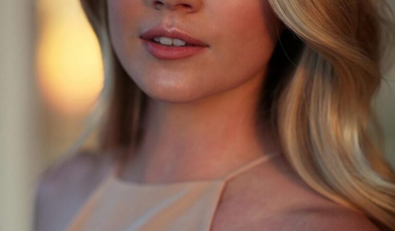 Lindsay Ellingson Hot (1 photo)