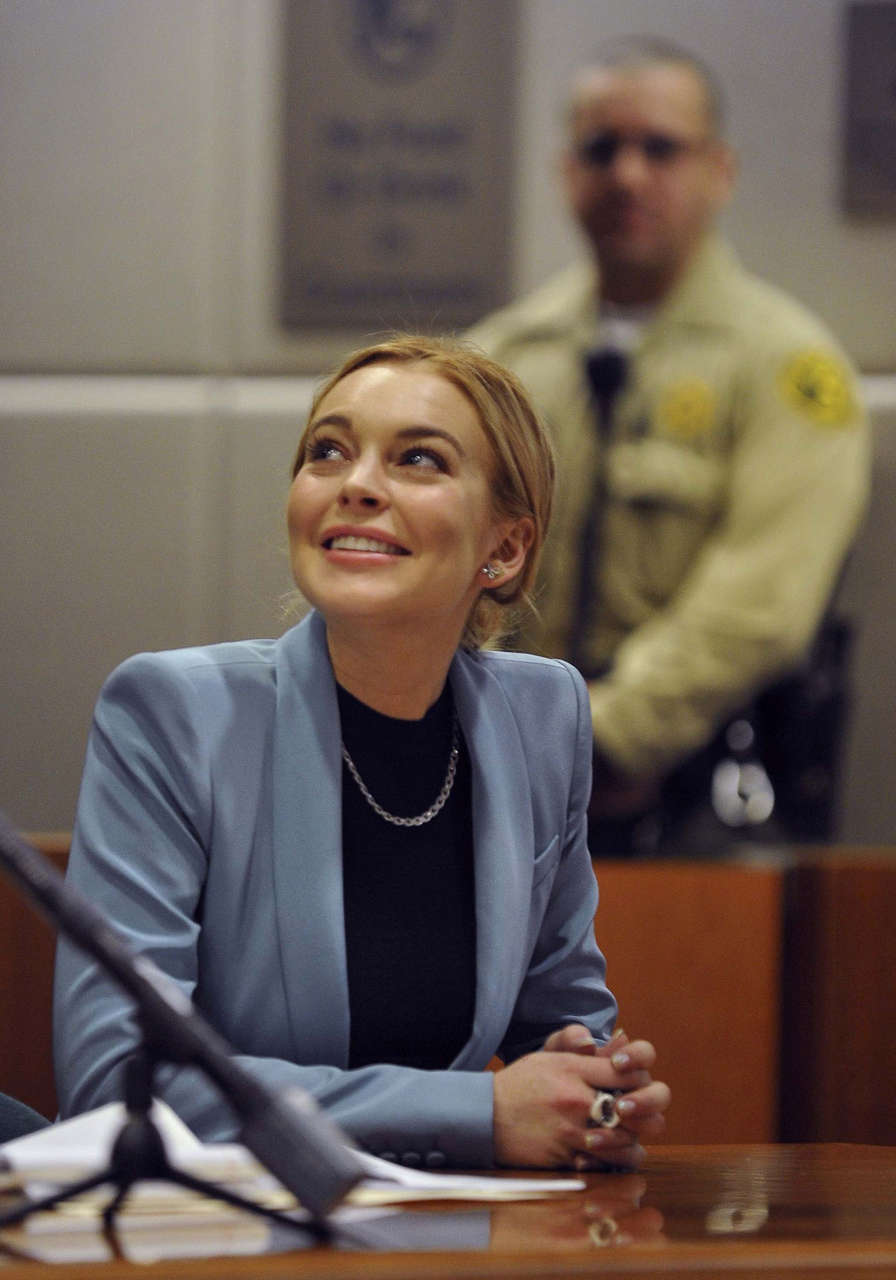 Lindsay Lohan Attends Her Probation Hearing Los Angeles