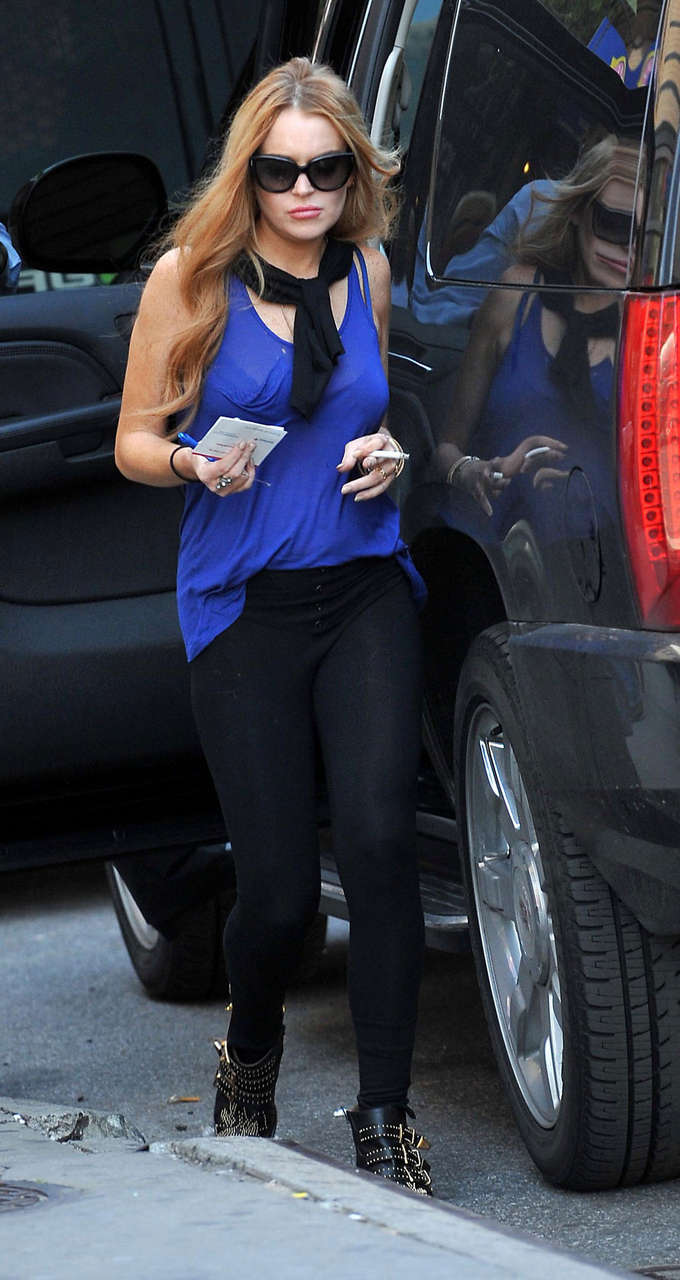 Lindsay Lohan Heading To Bank America Los Angeles