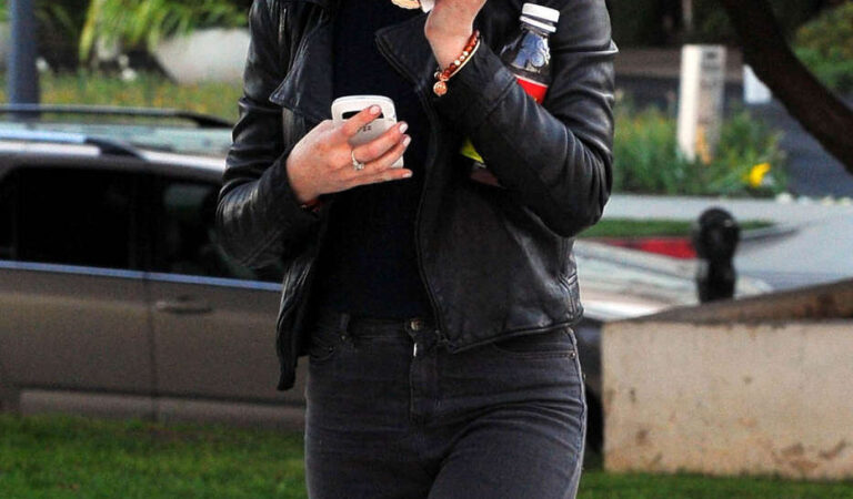 Lindsay Lohan Leaving Santa Monica Courthouse (21 photos)