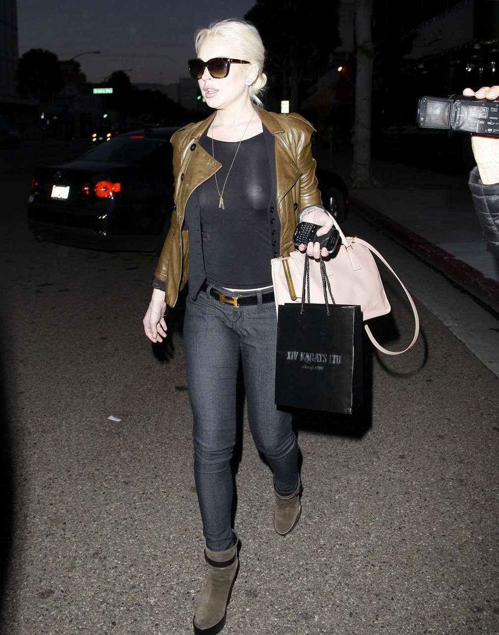 Lindsay Lohan Shopping 14 Karat Los Angeles