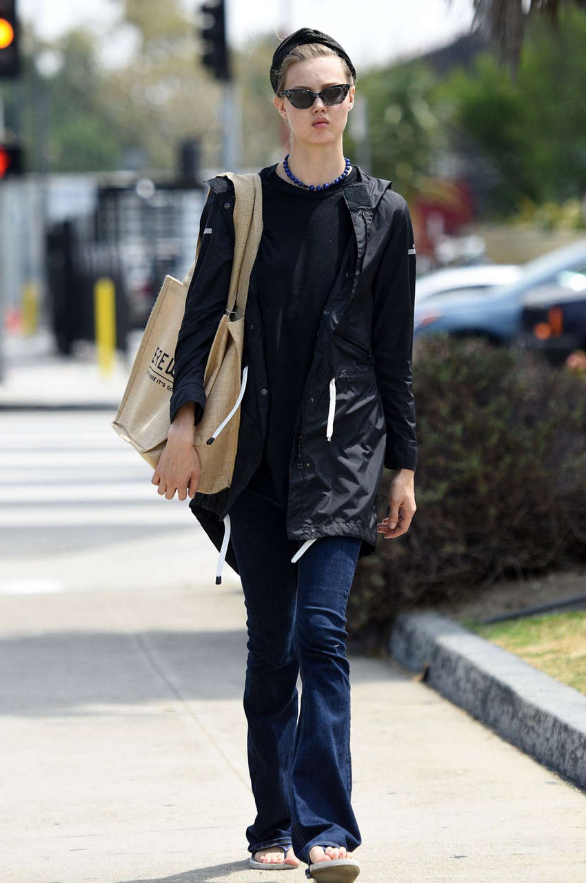 Lindsey Wixson Out About Los Angeles