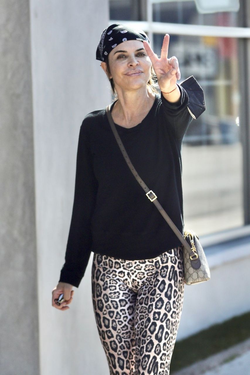 Lisa Rinna Leaves Pilates Class West Hollywood